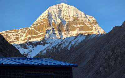 Kailash Mansarovar Tour from Beijing via Lhasa